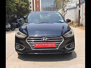 Second Hand हुंडई वरना sx  1.6 crdi ऑटोमैटिक in हैदराबाद