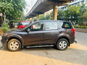 Second Hand महिंद्रा XUV500 w4 in मुंबई