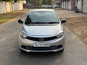 Second Hand Tata Tiago Revotron XM [2016-2019] in Meerut