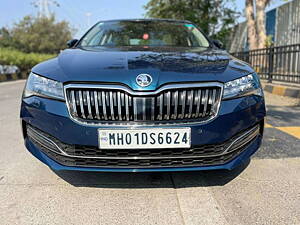 Second Hand Skoda Superb L&K TSI AT in Mumbai