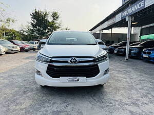 Second Hand Toyota Innova Crysta 2.4 VX 8 STR [2016-2020] in Hyderabad