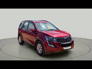Second Hand Mahindra XUV500 W11 AT in Hyderabad