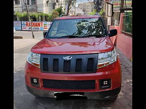 Second Hand Mahindra TUV300 T4 in Indore