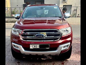 Second Hand Ford Endeavour Titanium 2.2 4x2 AT [2016-2018] in Chandigarh