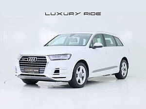 Second Hand Audi Q7 45 TDI Technology Pack in Lucknow