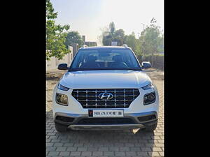 Second Hand Hyundai Venue SX 1.4 CRDi in Nashik