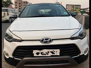 Second Hand हुंडई i20 एक्टिव 1.4 sx in नागपुर