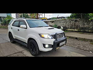 Second Hand Toyota Fortuner 3.0 4x2 AT in Mumbai