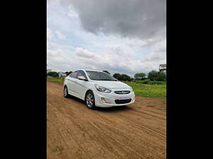 Second Hand Hyundai Verna Fluidic 1.6 CRDi SX Opt in Nashik