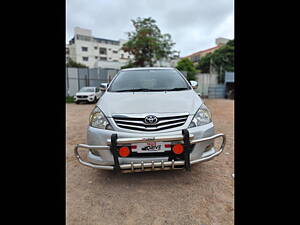 Second Hand Toyota Innova 2.5 V 7 STR in Hyderabad