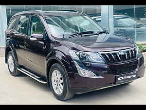 Second Hand மஹிந்திரா  xuv500 w10 ஏடீ in மைசூர்