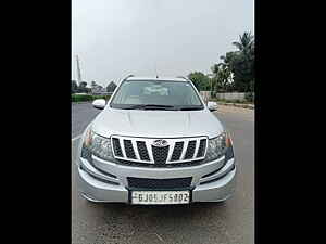 Second Hand महिंद्रा XUV500 w4 in वडोदरा