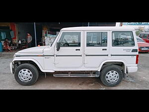 second hand bolero car showroom