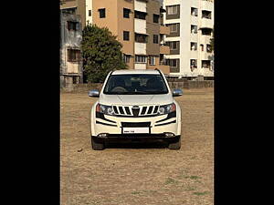 Second Hand Mahindra XUV500 W8 in Nashik