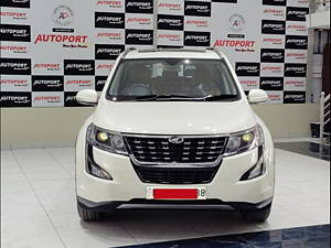 Second Hand Mahindra XUV500 W11 AT in Bangalore