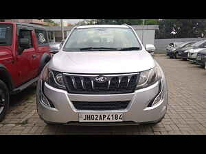 Second Hand महिंद्रा XUV500 w10 एडब्ल्यूडी in रांची