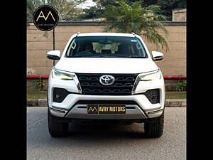 Second Hand Toyota Fortuner 4X4 AT 2.8 Diesel in Delhi