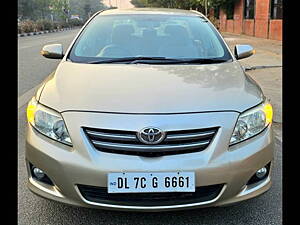 Second Hand Toyota Corolla Altis 1.8 G in Delhi