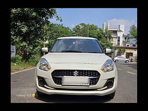 Second Hand Maruti Suzuki Swift VXi AMT [2021-2023] in Delhi