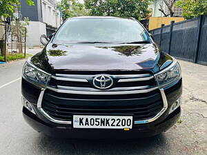 Second Hand Toyota Innova Crysta 2.8 GX AT 7 STR [2016-2020] in Bangalore