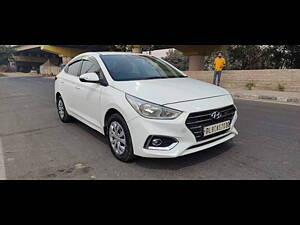 Second Hand Hyundai Verna EX 1.6 CRDi [2017-2018] in Delhi