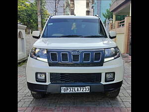 Second Hand Mahindra TUV300 T10 in Lucknow