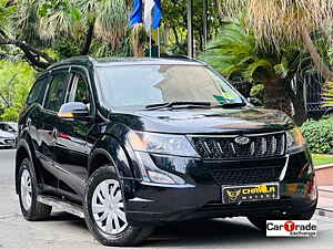 Second Hand महिंद्रा XUV500 w6 1.99 in दिल्ली