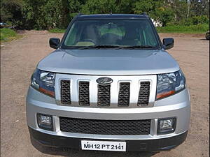 Second Hand Mahindra TUV300 T10 AMT Dual Tone in Pune