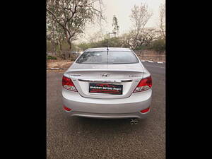 Second Hand Hyundai Verna Fluidic 1.6 VTVT SX in Delhi