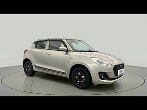 Second Hand Maruti Suzuki Swift LXi in Delhi