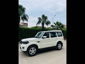 Second Hand Mahindra Scorpio S7 120 2WD 7 STR in Delhi