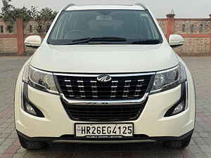 Second Hand महिंद्रा XUV500 w11 (o) ऑटोमैटिक in दिल्ली