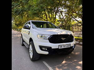 Second Hand Ford Endeavour Titanium 3.2 4x4 AT in Chandigarh