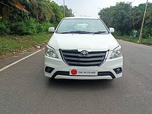 Second Hand Toyota Innova 2.5 G BS III 8 STR in Hyderabad