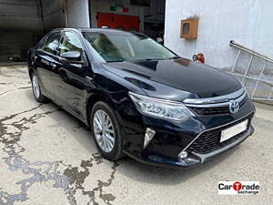 Second Hand Toyota Camry Hybrid in Guwahati