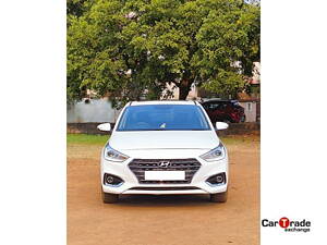 Second Hand Hyundai Verna SX (O) 1.6 CRDi  AT in Kolhapur