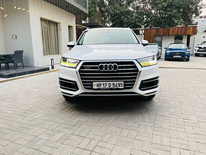 Second Hand Audi Q7 45 TDI Premium Plus in Delhi