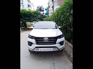 Second Hand Toyota Fortuner 4X2 AT 2.8 Diesel in Hyderabad