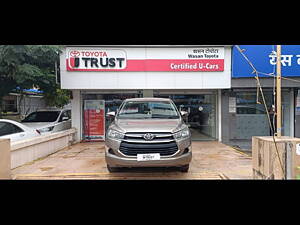 Second Hand Toyota Innova Crysta 2.4 GX 7 STR [2016-2020] in Mumbai