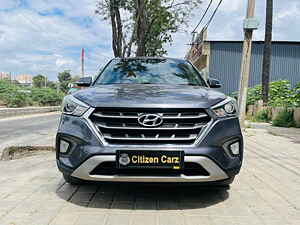 Second Hand हुंडई क्रेटा sx 1.6 crdi ऑटोमैटिक in बैंगलोर