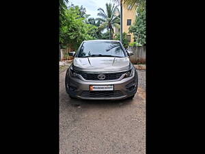 Second Hand Tata Hexa XE 4x2 7 STR in Pune