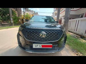 Second Hand MG Hector Plus Sharp 2.0 Diesel Turbo MT 6-STR in Lucknow