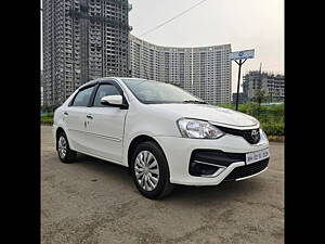 Second Hand Toyota Etios V in Mumbai