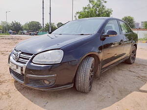 Second Hand Volkswagen Jetta Trendline 2.0L TDI in Ahmedabad