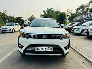 Second Hand महिंद्रा xuv300 w8 1.5 डीज़ल [2020] in वडोदरा