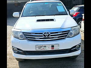 Second Hand Toyota Fortuner 3.0 4x4 MT in Agra