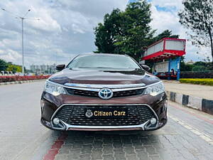 Second Hand Toyota Camry Hybrid in Bangalore