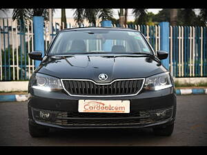 Second Hand Skoda Rapid Ambition 1.6 TDI CR MT in Kolkata