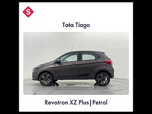 Second Hand Tata Tiago Revotron XZ Plus in Delhi