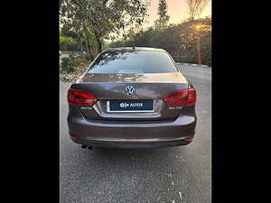 Second Hand Volkswagen Jetta Highline TDI in Delhi